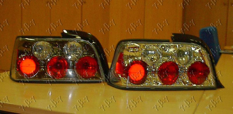 ΦΑΝΟΣ ΠΙΣΩ ΣΕΤ (LEXUS) ΜΑΥΡΟ-ΧΡΩΜΙΟ