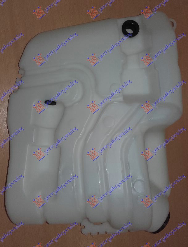 ΔΟΧΕΙΟ ΝΕΡΟΥ ΥΑΛΟΚΑΘΑΡΙΣΤΗΡΩΝ ΜΕ ΠΙΤΣΙΛΙΣΤΗΡΙΑ ΦΑΝΩΝ