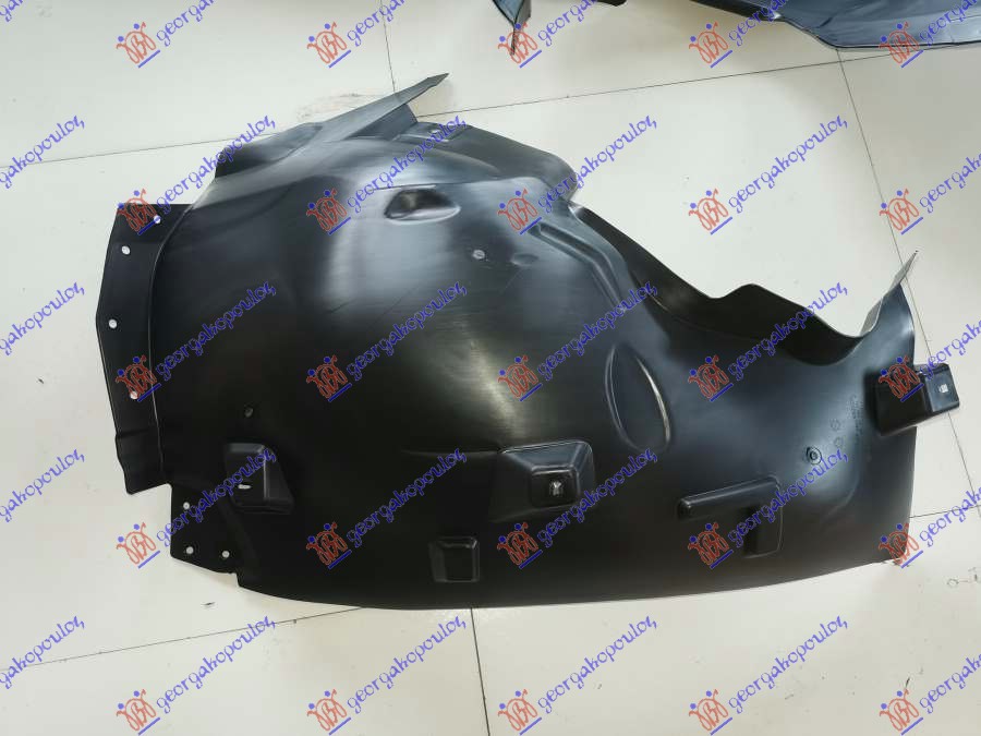 ΘΟΛΟΣ ΕΜΠΡΟΣ ΠΛΑΣΤΙΚΟΣ (ΠΙΣΩ ΚΟΜΜΑΤΙ) ΔΕΞ