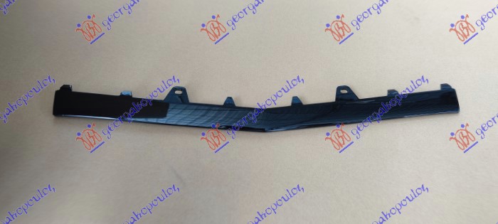 ΔΙΑΚΟΣΜΗΤΙΚΟ ΠΡΟΦΥΛΑΚΤΗΡΑ ΕΜΠΡΟΣ ΜΕΣΑΙΟ ΜΑΥΡΟ ΓΥΑΛΙΣΤΕΡΟ (AMG LINE)