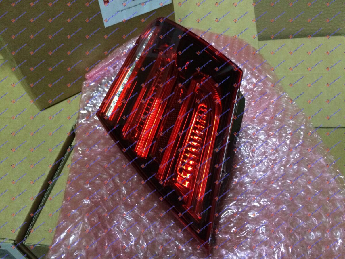 ΦΑΝΟΣ ΠΙΣΩ ΕΣΩ ΟΛΟ LED (ΜΑΥΡΗ ΒΑΣΗ) (ULO) ΔΕΞ