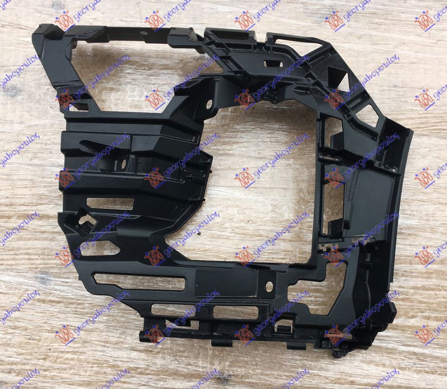 ΒΑΣΗ ΠΡΟΦΥΛΑΚΤΗΡΑ ΕΜΠΡΟΣ ΠΛΑΙΝΗ ΠΛΑΣΤΙΚΗ (GTi/GTD) ΑΡ